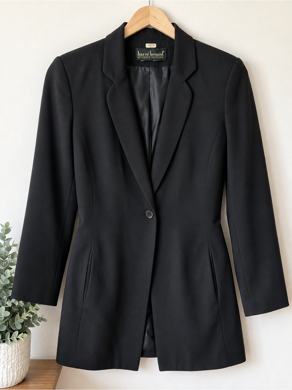 Vintage Harvé Benard by Bernard Holtzman Black Blazer Women’s Tailored Longline